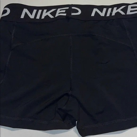 Nike pro compression shorts - Picture 4 of 5